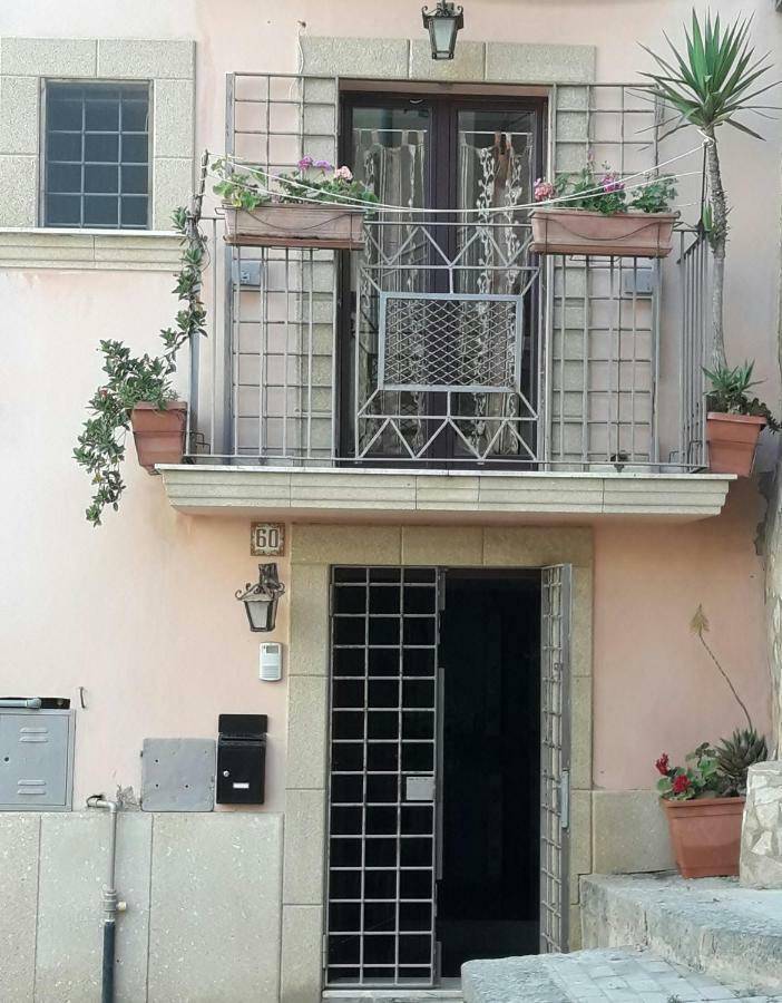 Appartamento Oasi Calatina Caltagirone Bagian luar foto
